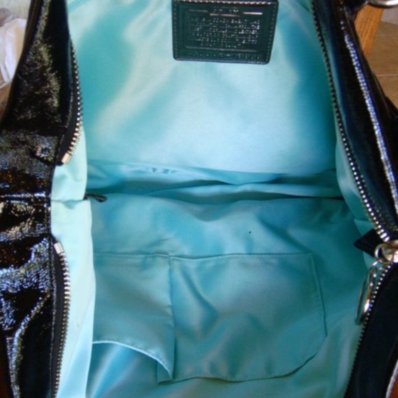 COACH HUGE Black Patent Poppy Spotlight - Picture 3 of 6